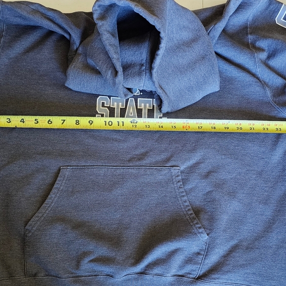 Washington State University Cougars Gray Heather Champion Hoodie - Picture 6 of 7